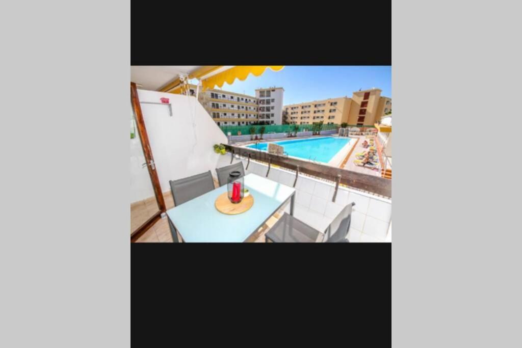 Yumbo Beach Apartment Perfect Location Free Fast Wifi Playa del Ingles  Exterior photo